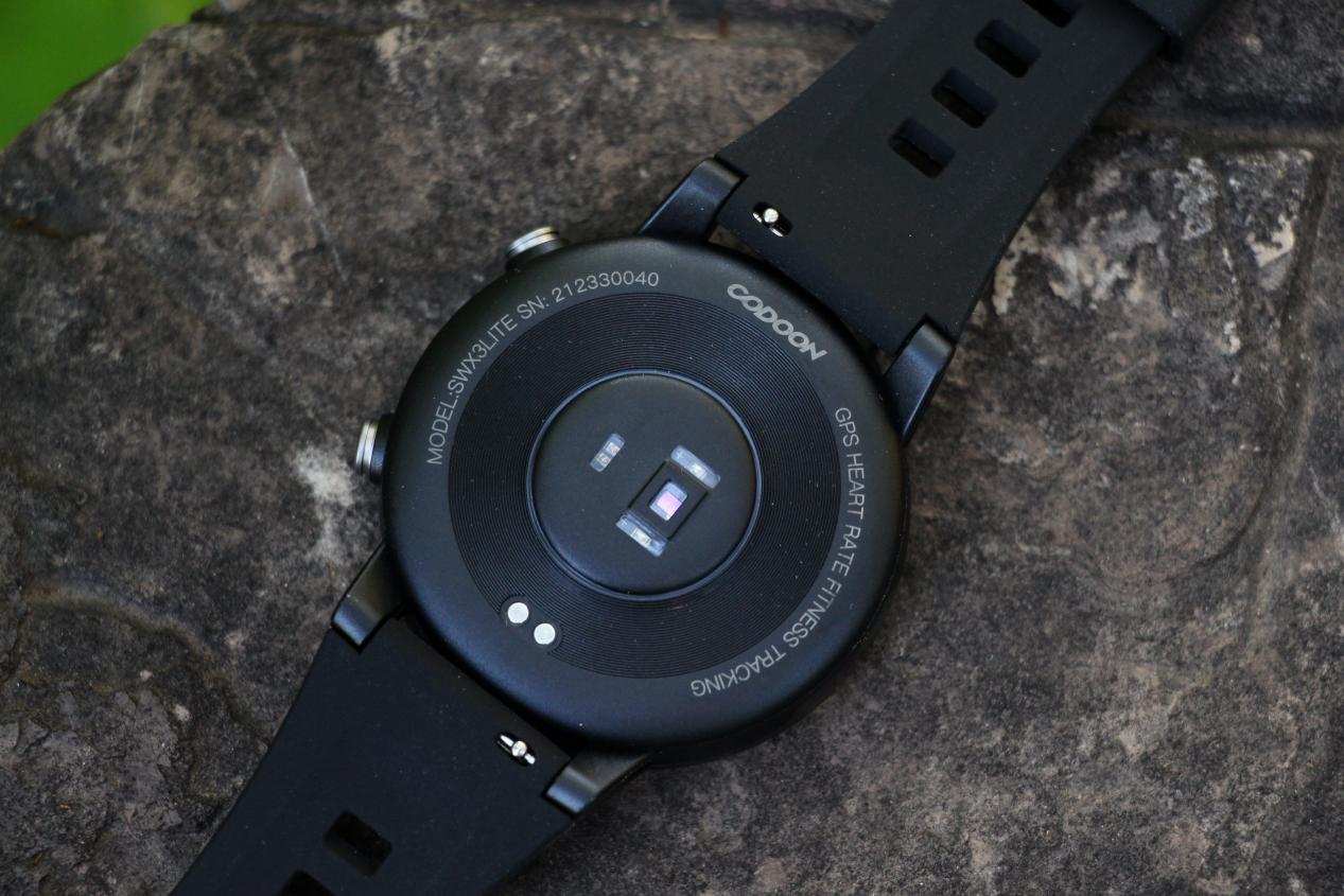 硬核升级，专为城市精英跑者打造：咕咚X3-RE精英版深度体验