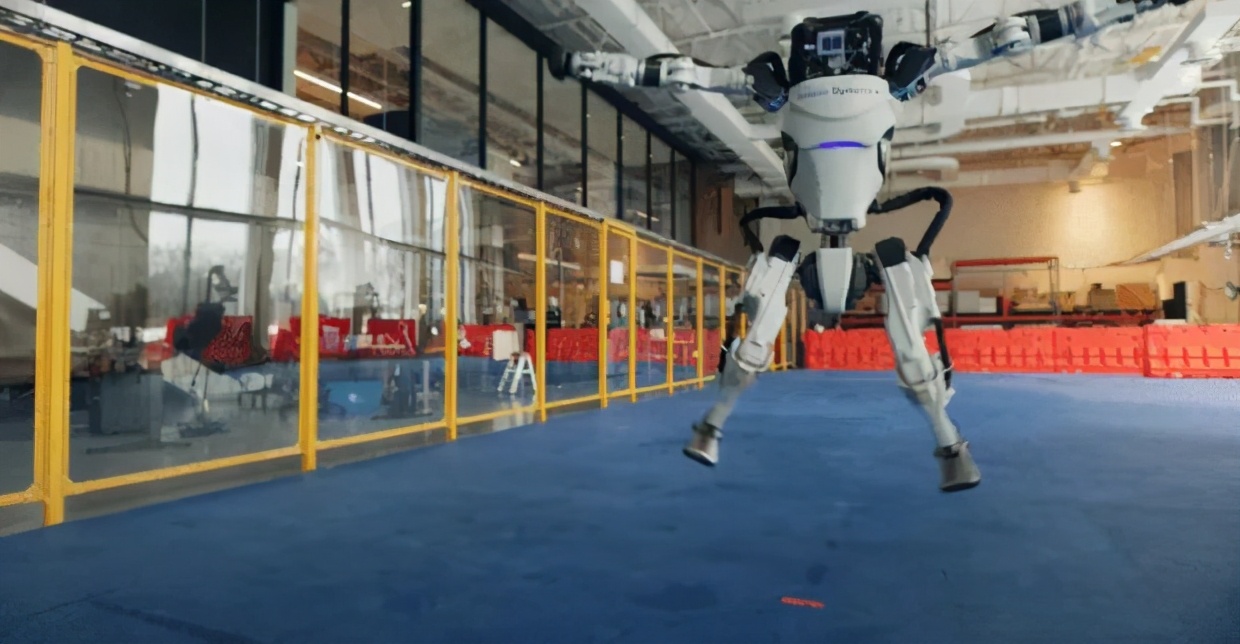 波士顿动力组团跳舞,波士顿动力全员跳舞