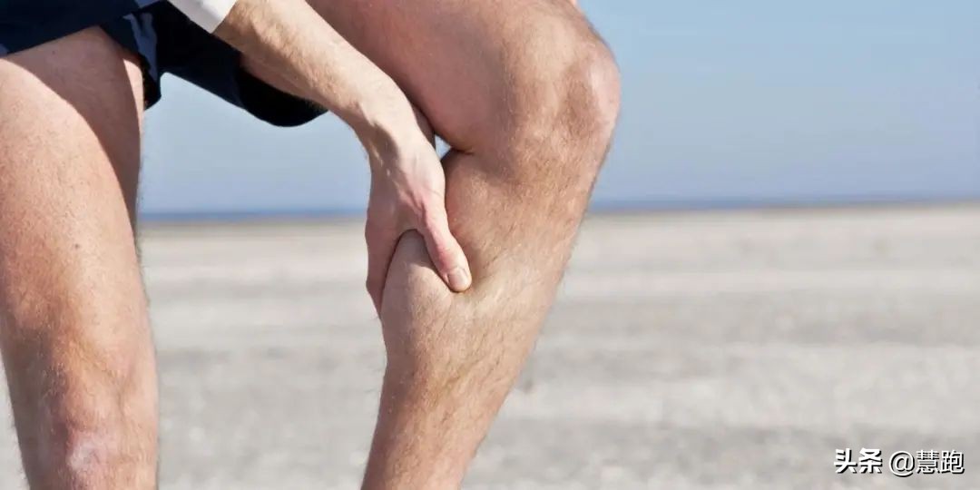 在高温天气下跑步如何避免中暑,跑步中暑的症状