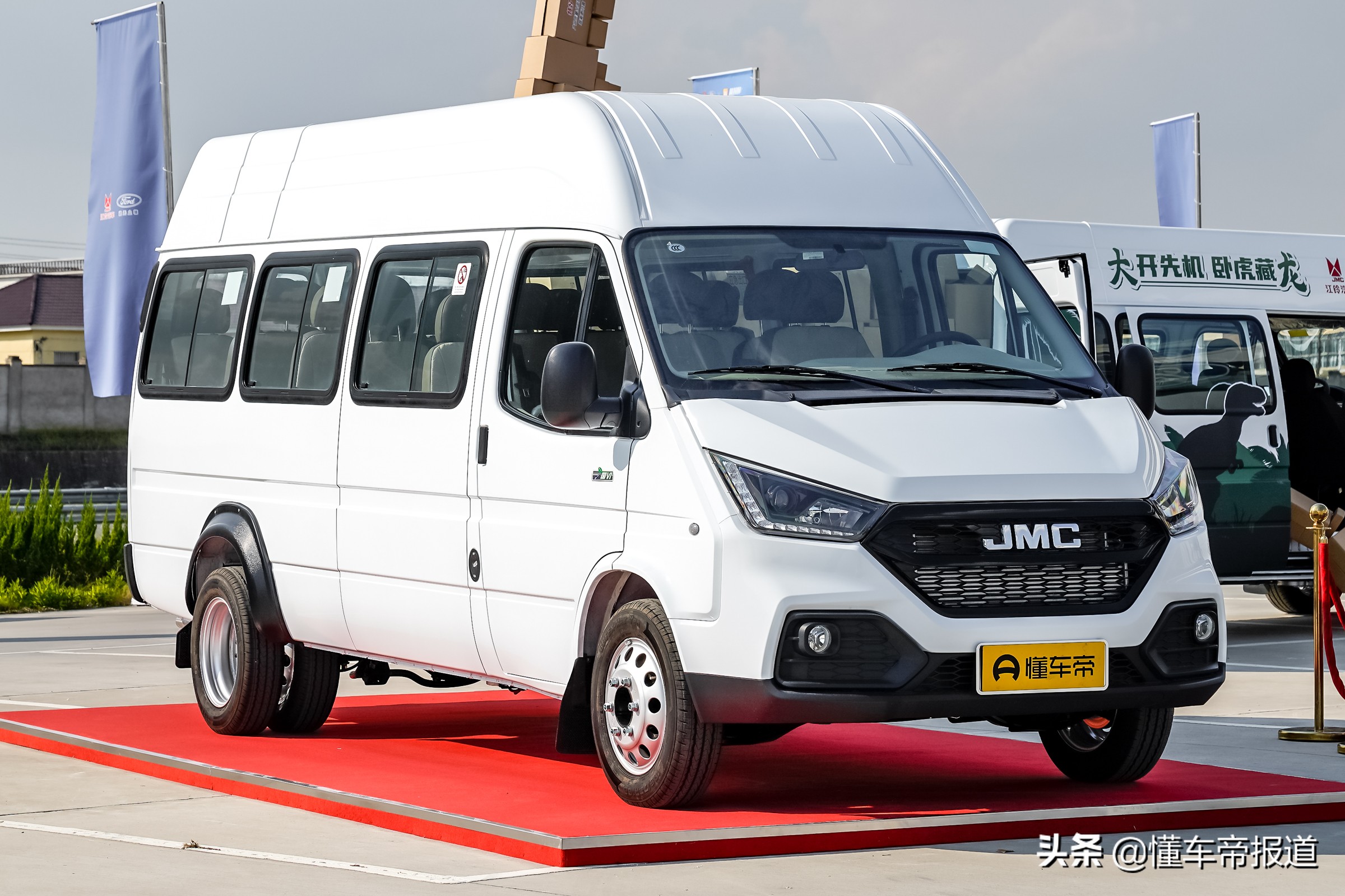 新款江铃特顺空间王降价,江铃特顺长轴高顶空间王二手车