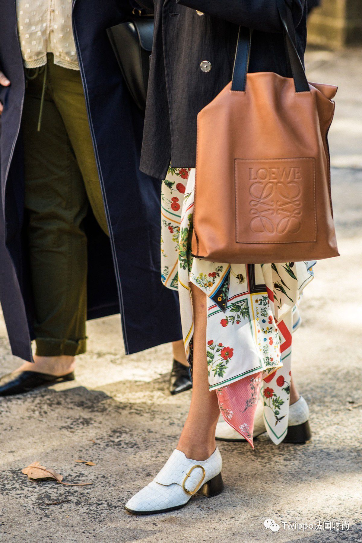 年轻时尚女性法式包包,法国时尚女人的包