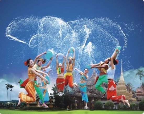 傣族的泼水节来源于神话传说,一年一度傣历泼水节