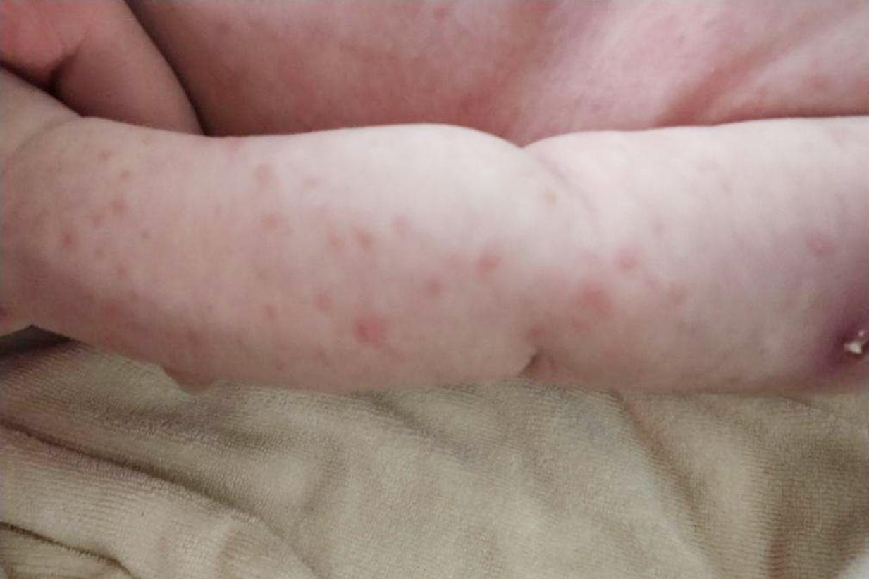 宝宝洗澡的温度低会怎样,宝宝洗澡时水温过高