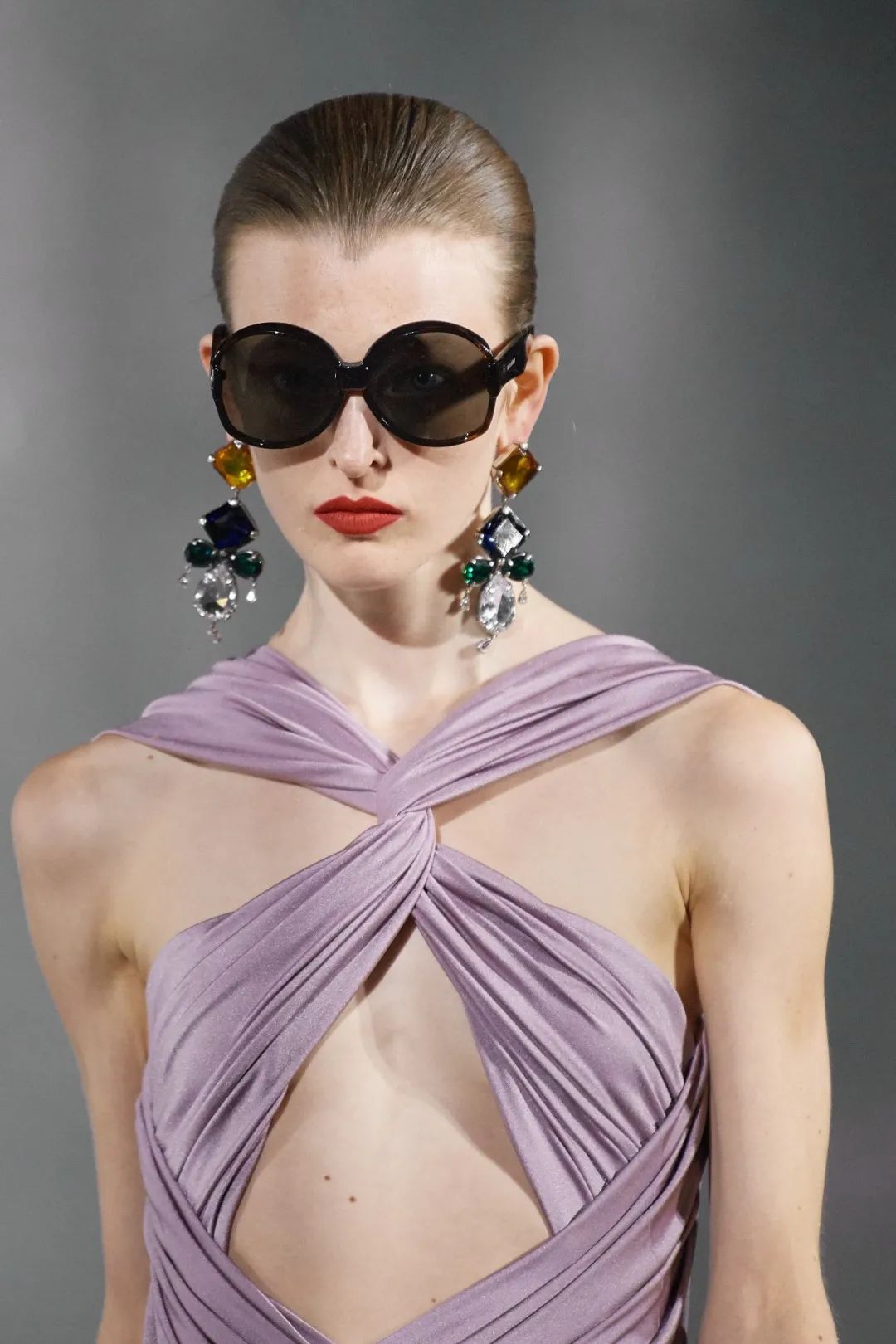 上海百场大秀时装周,百场大秀上海时装周