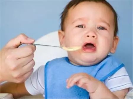 婴幼儿舌苔厚重怎样清洁,宝妈舌苔白厚怎么办