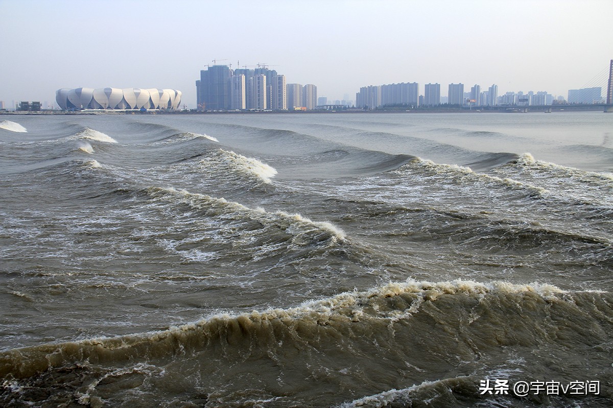 钱塘江大潮难道不称为天下奇观吗,为什么说钱塘江大潮是天下奇观