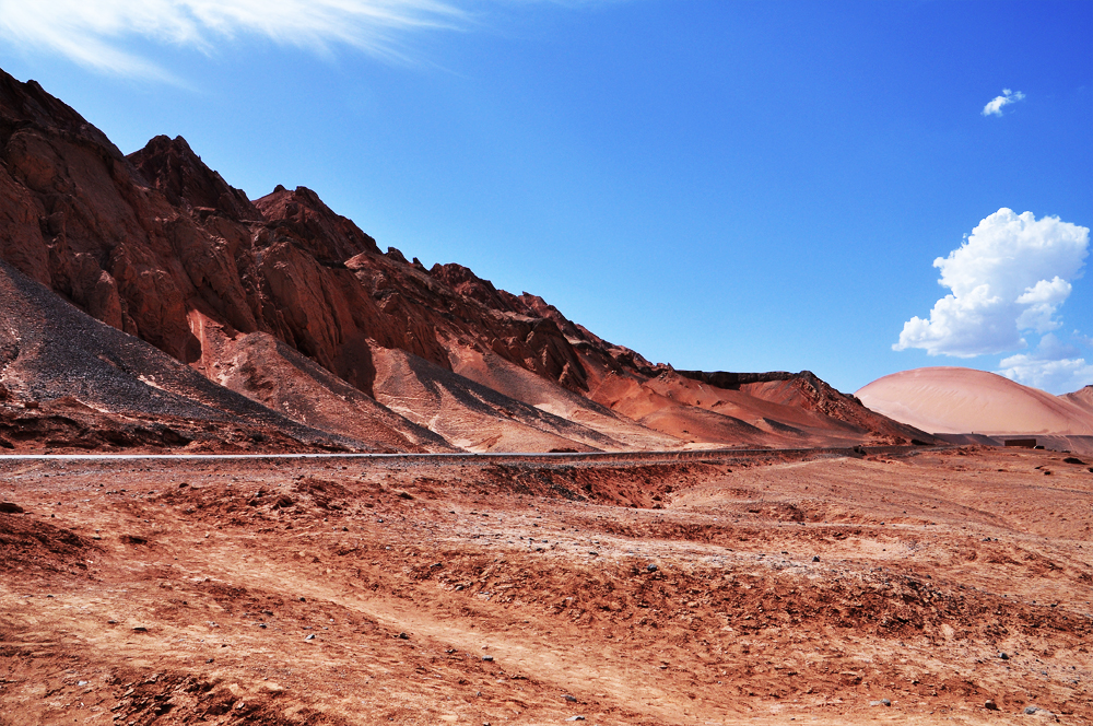 天无边，地无圆，来*疆新**旅游，这些事必须知道