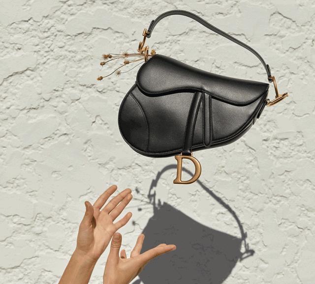 prada包包哪款最火,prada2019年都发布了几款包