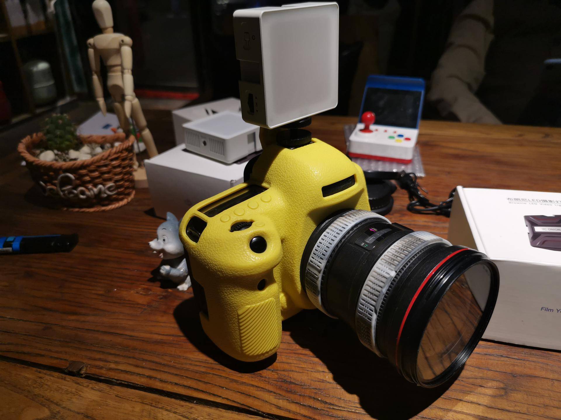 洋葱布朗尼补光灯 (洋葱工厂布朗尼摄影灯套装)