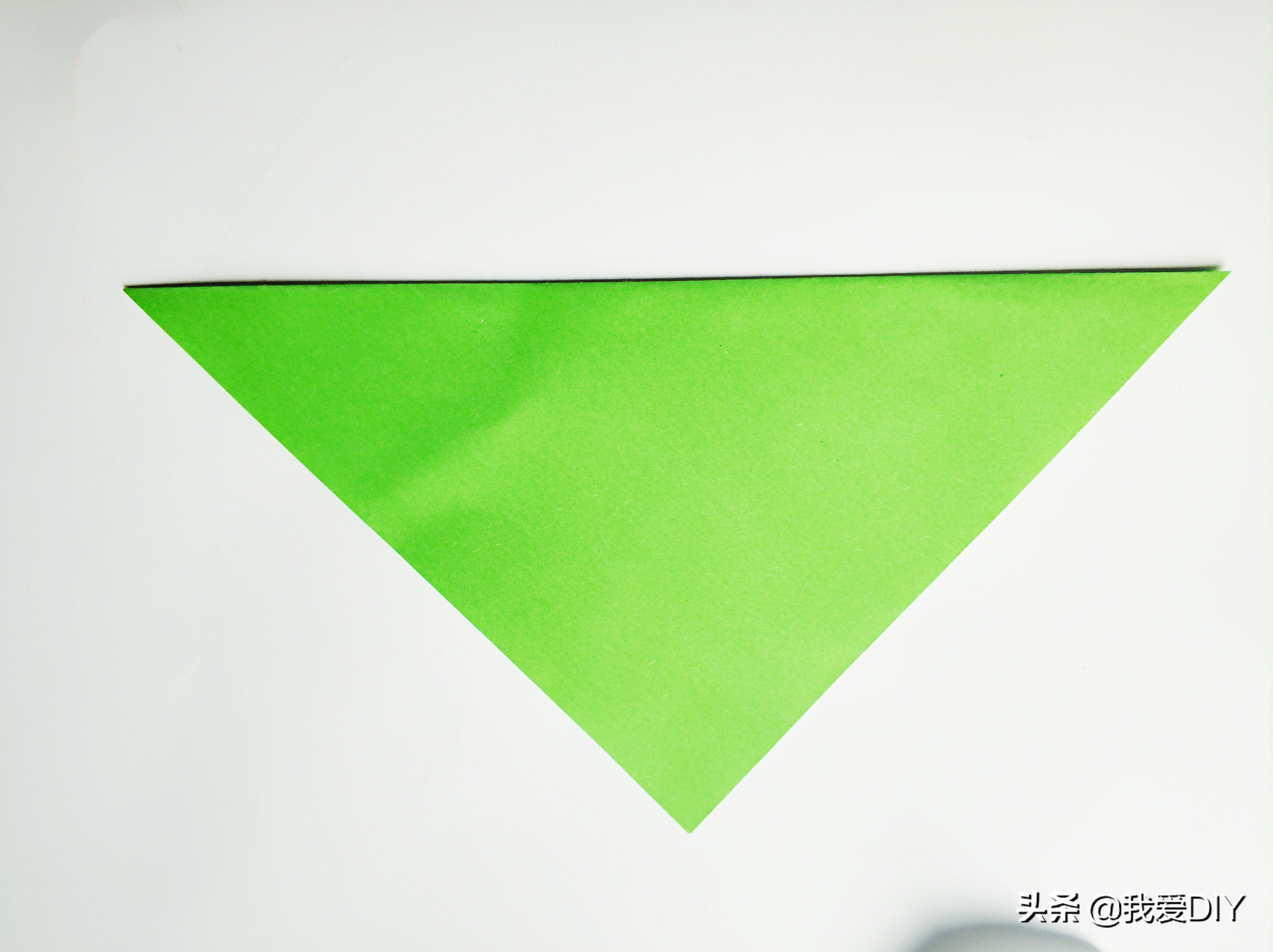 小燕子折纸步骤图解法,小燕子折纸教程简单