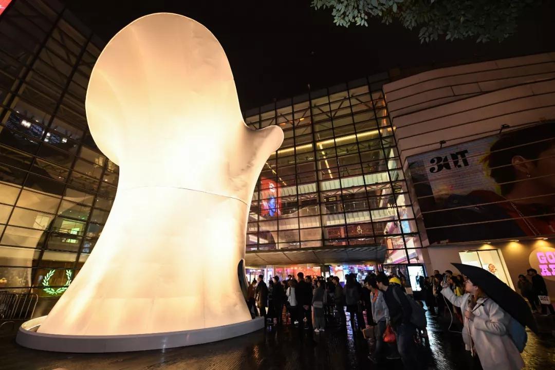 快把那个“魔都”给我叫回来