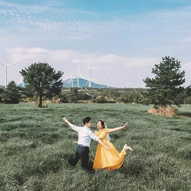 婚纱照就该这样拍才有大片的感觉,婚纱照小众风格这样拍也好看