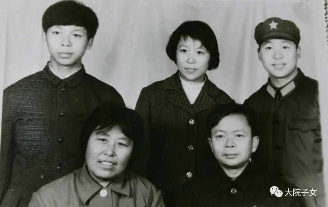 军旅故事回忆难忘的事,军旅故事完整视频