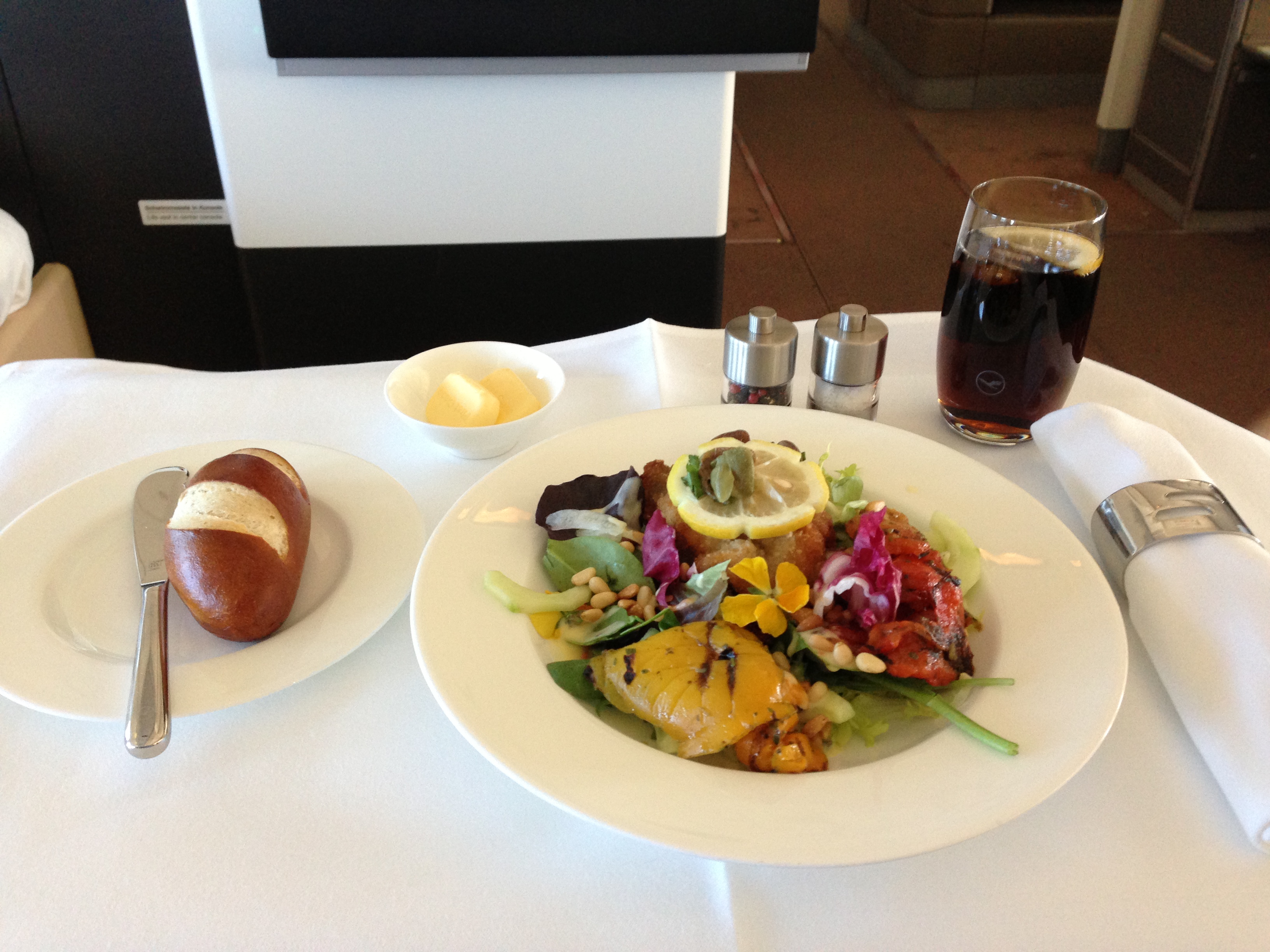 最豪华飞机餐头等舱,飞机餐最豪华