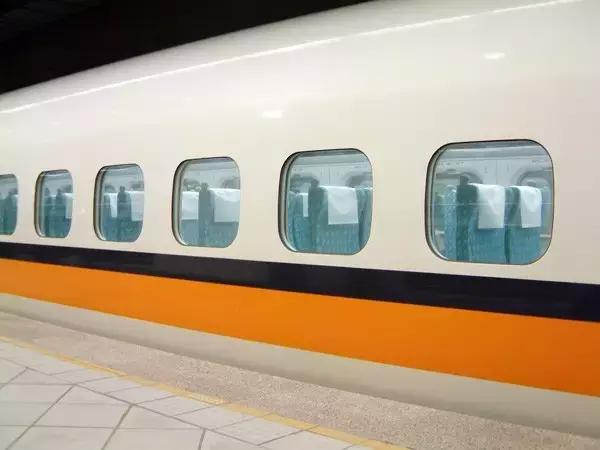 高铁轨道用的什么材料最多,高铁的材料有哪些