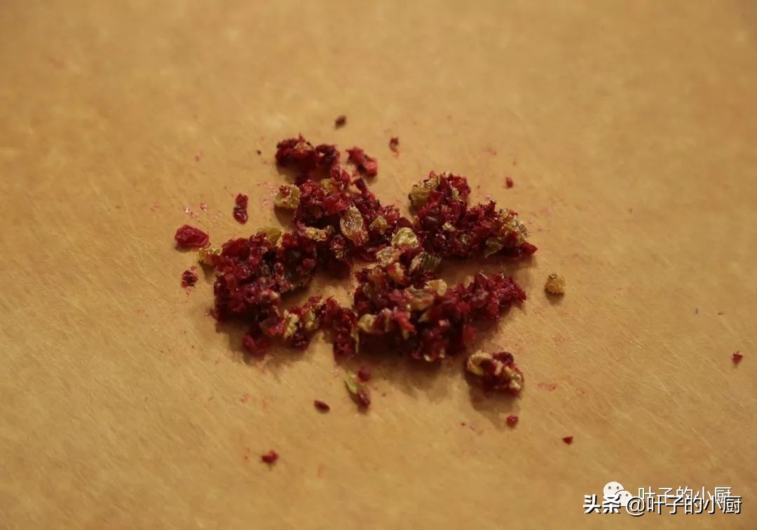 没有电饭锅没有烤箱怎么做蛋糕,没有烤箱怎么做蛋糕用锅蒸可以吗