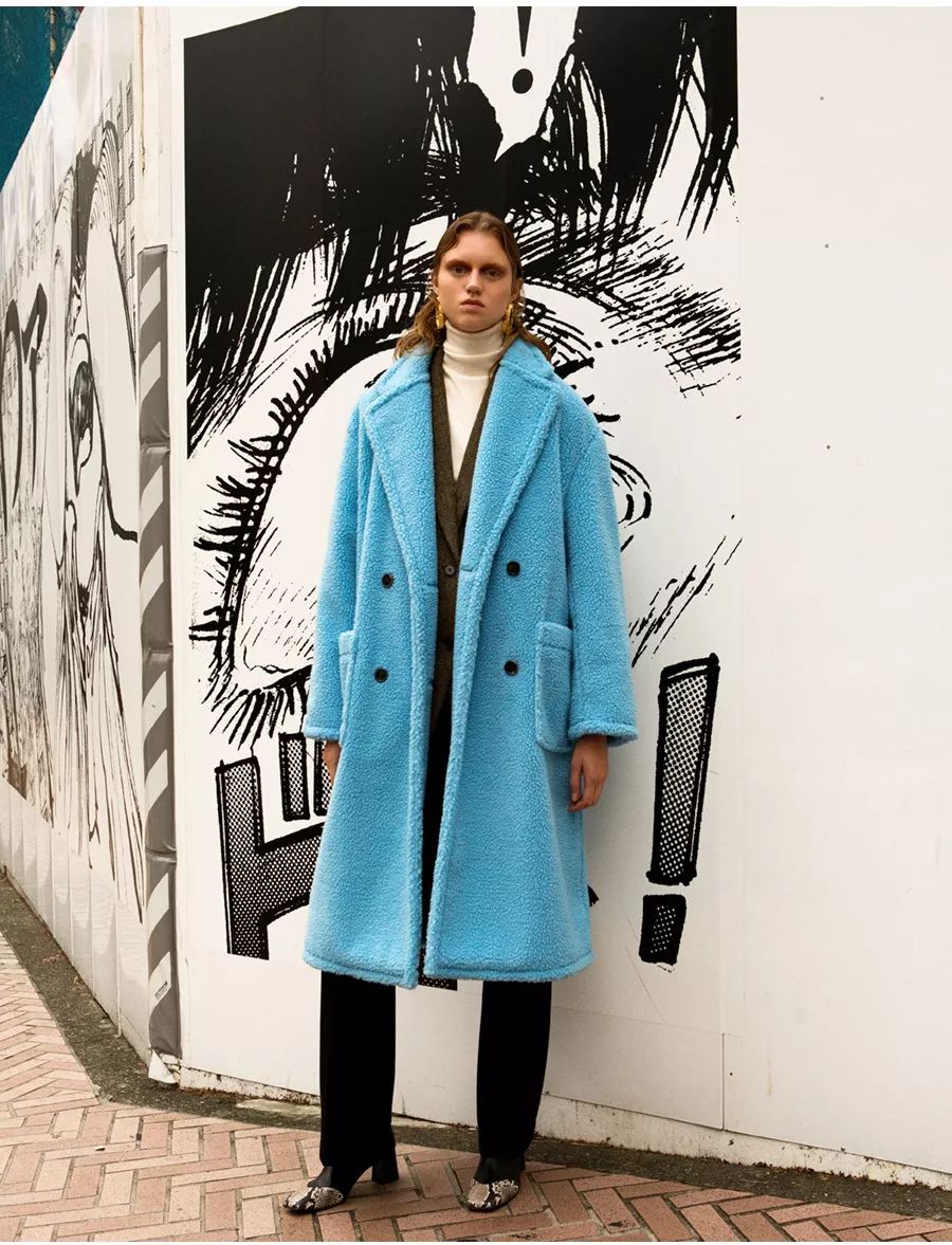 闊╁墽濂宠绌挎惌鍝佺墝,闊╁墽濂充富绌挎惌鍝佺墝