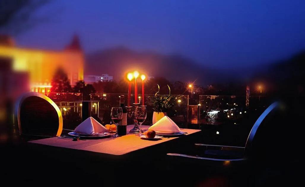 欧亨利的小说华而不实,欧亨利受谁的影响