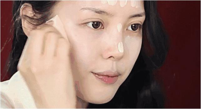 bb霜上妆的正确方法,bb霜上妆不浮粉的技巧视频