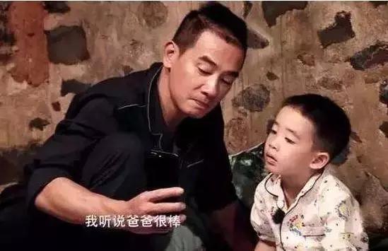 其实孩子比想象中更爱你家长必看,告诉孩子我爱你的话