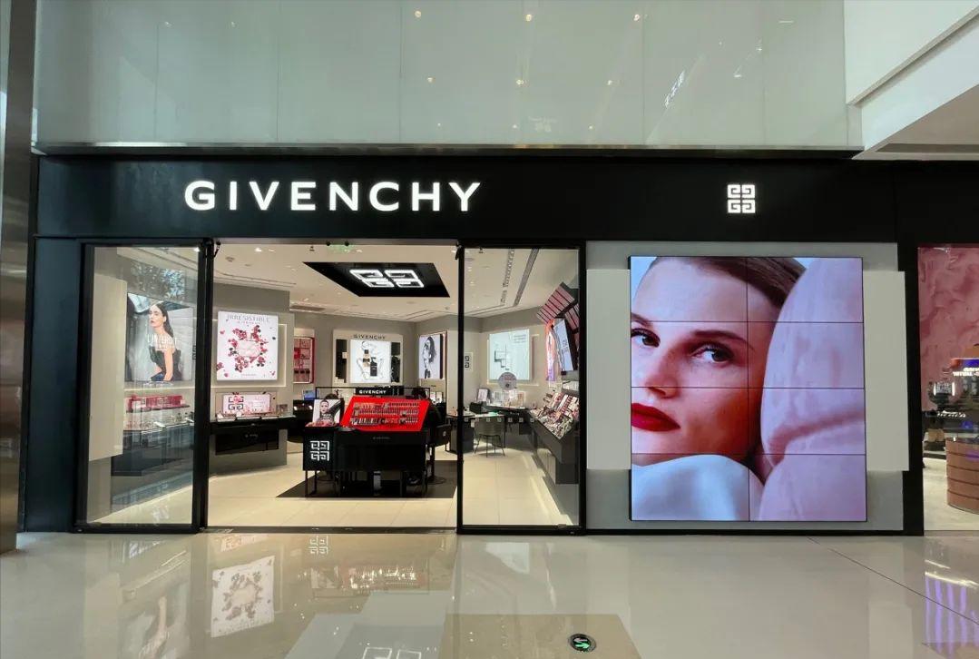 郑州商场正弘城,郑州正弘城有多少家店铺