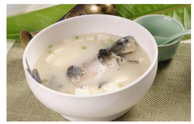 鱼粘锅怎么解决？具体问题具体分析，看这3大做法下的解决方法吧