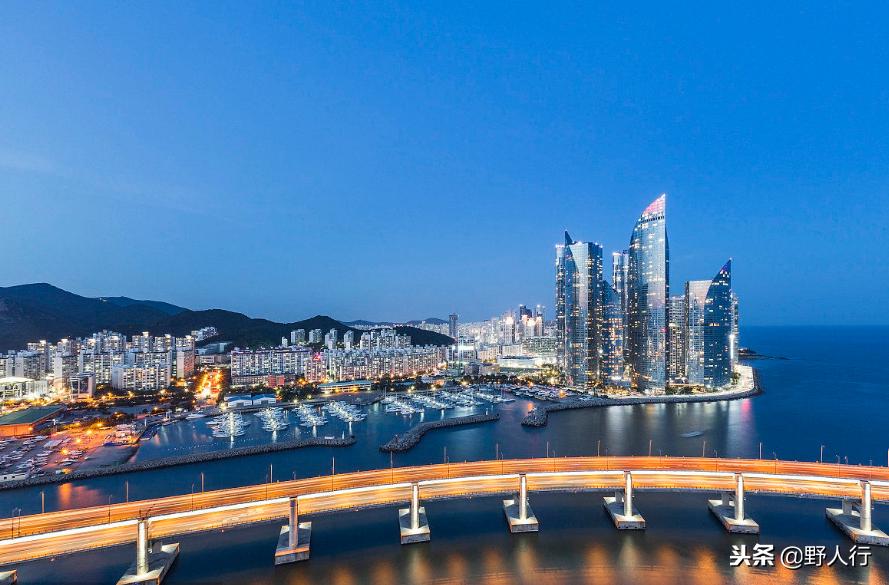 刚刚开放韩国旅游，就去丢人！韩国又一个标语让国人脸红