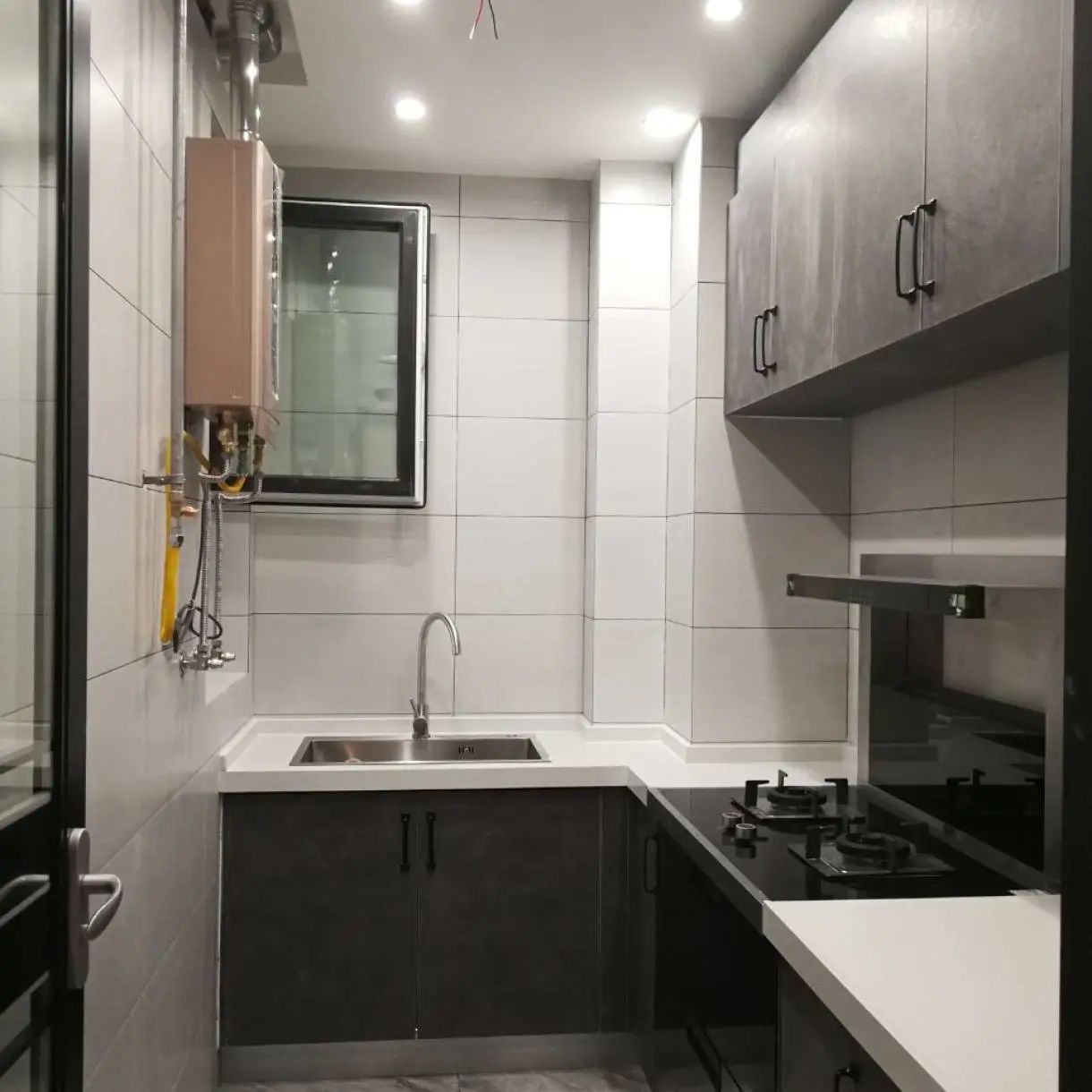 澹瑰搧瑁呬慨瑙嗛澶у叏,澹瑰搧搴滅殑瑁呬慨鏃ヨ