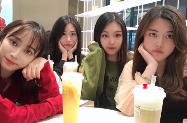 学校床选上铺还是下铺,大一新生选床