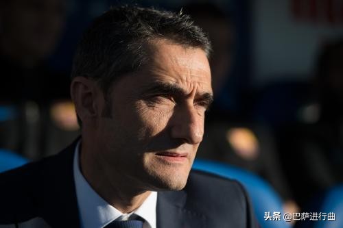 双重隐患或让巴萨走上不归路,巴萨在下赛季是否能崛起