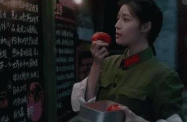 钟楚曦时尚大片惊艳众人,钟楚曦为什么有那么多黑粉