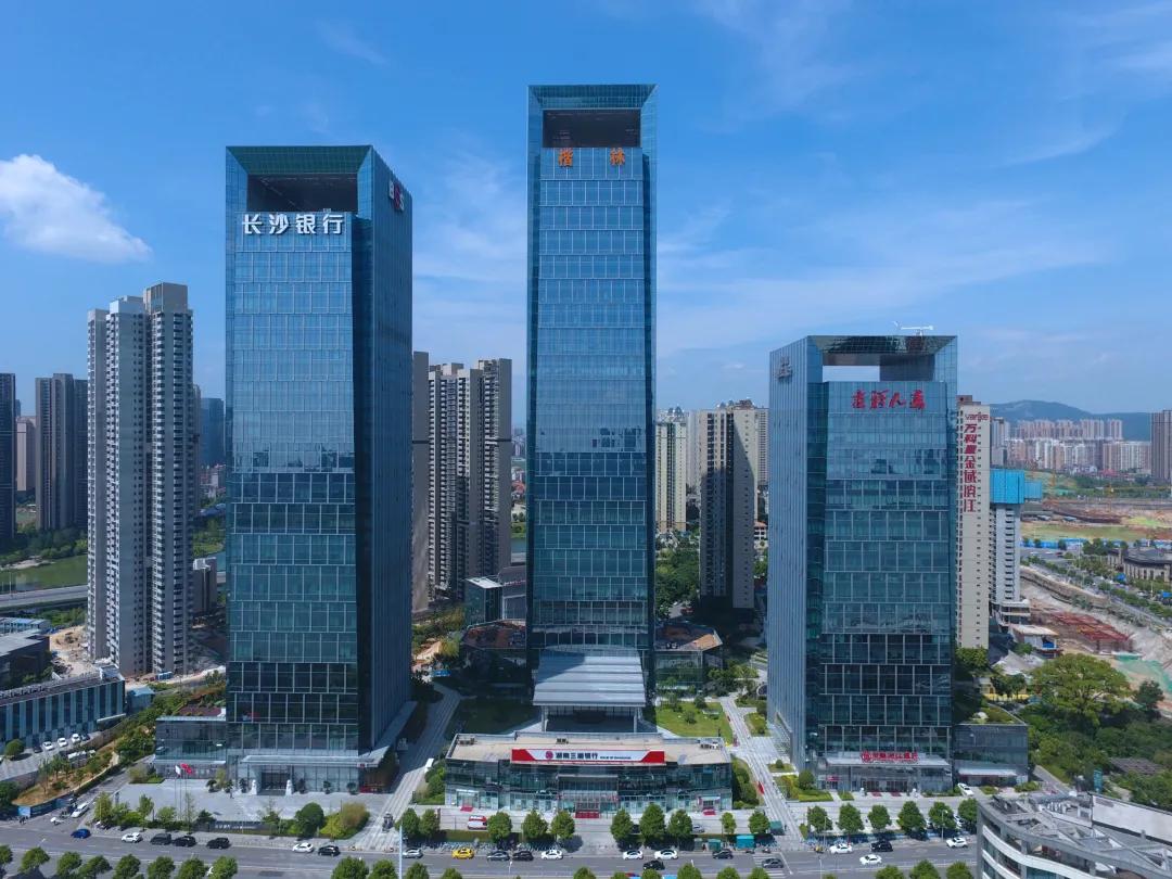 拒绝躺平赚钱,拒绝躺平勇敢追梦