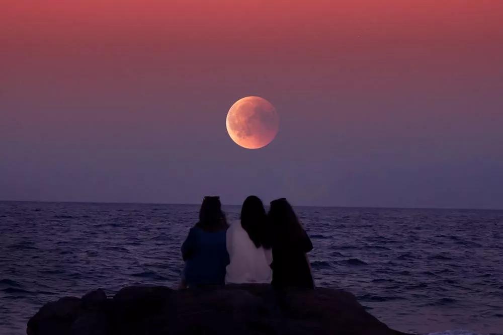 越来越优秀的人是怎么样的,让你越混越好的6条社交秘诀