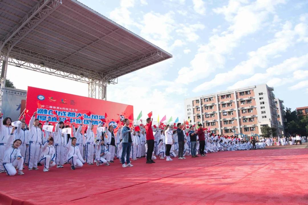 机器人在技能大赛上尬舞,世界机器人舞冠军挑战赛