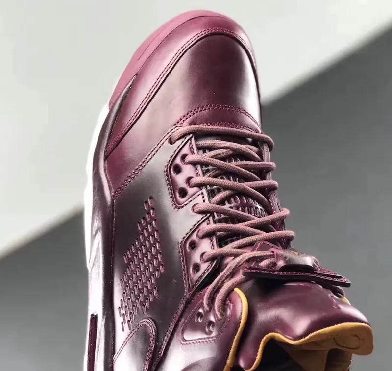 “为了这双鞋，我才买的这台iPhone”