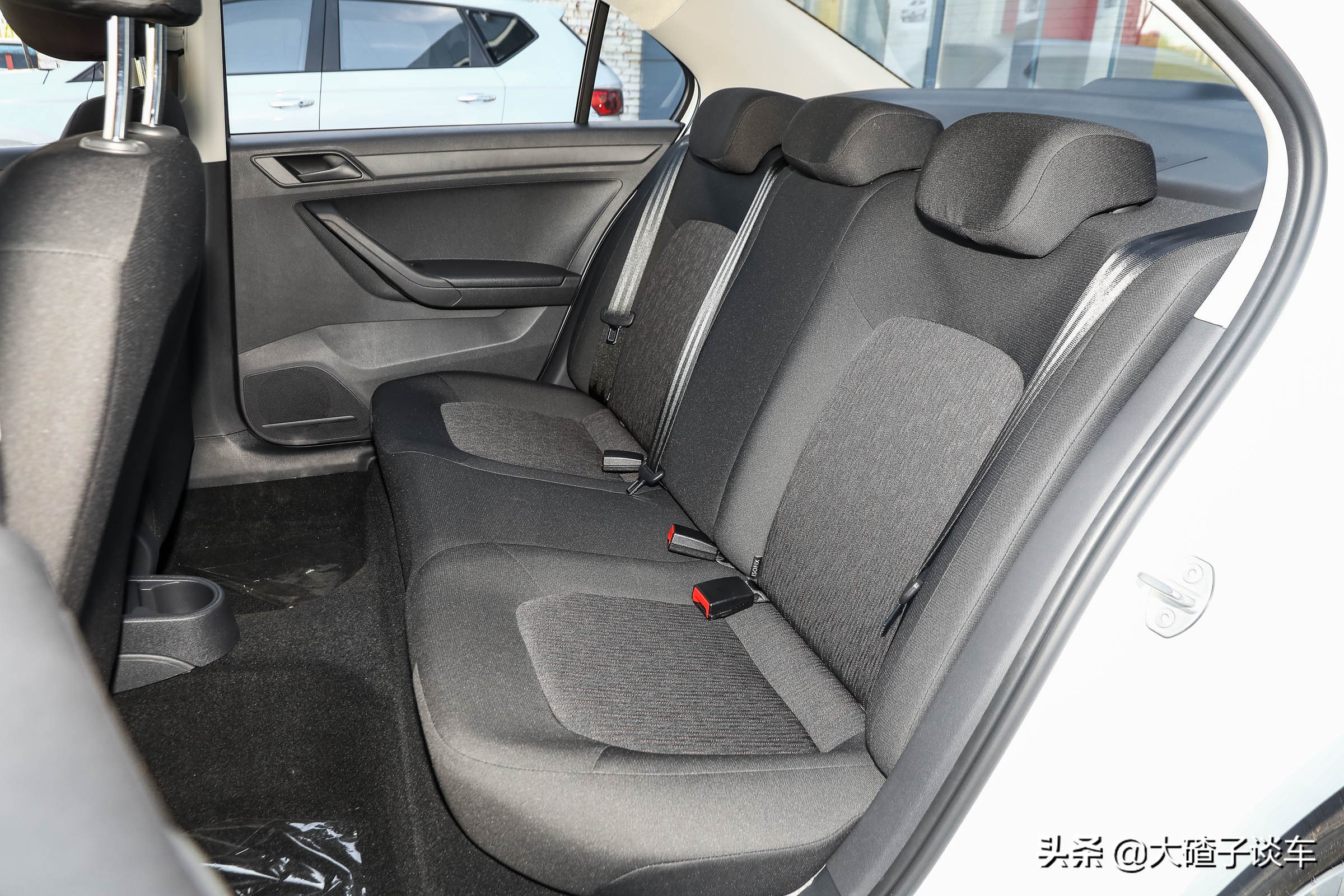 20万公里1.6自吸手动捷达值得买吗,花6万买个a6