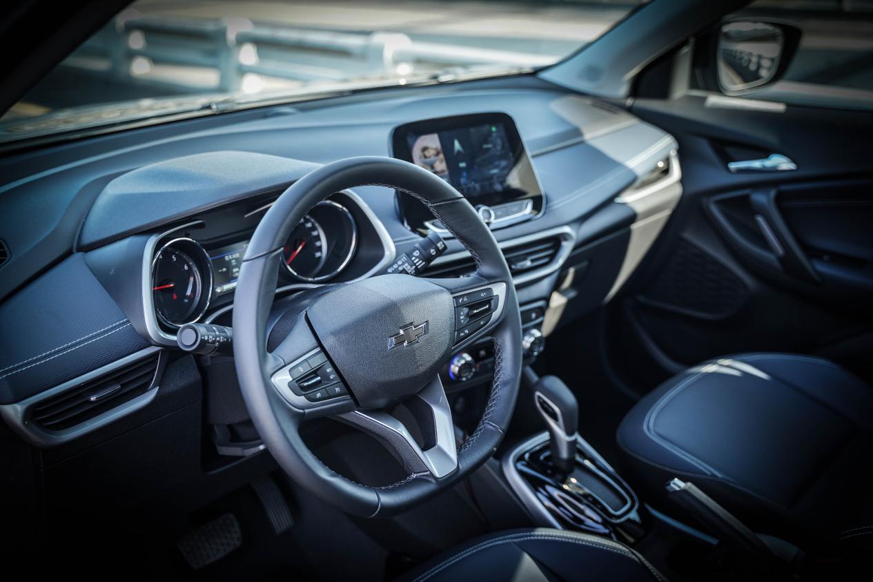 雪佛兰创酷2019款335t潮版讲解,雪佛兰创酷2019款335t尊版