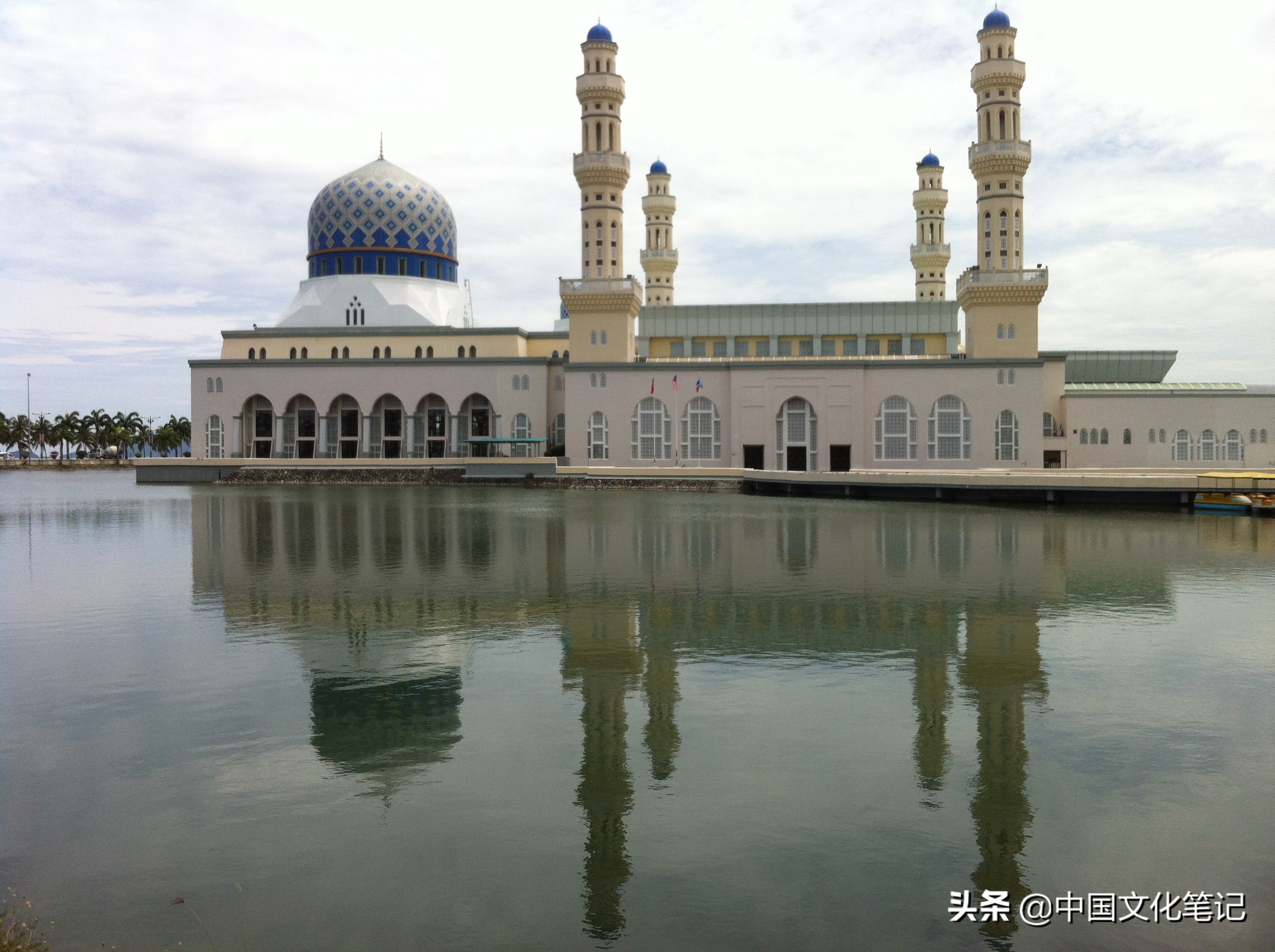 去沙巴大学和水上清真寺,沙巴水上清真寺自由行热门攻略