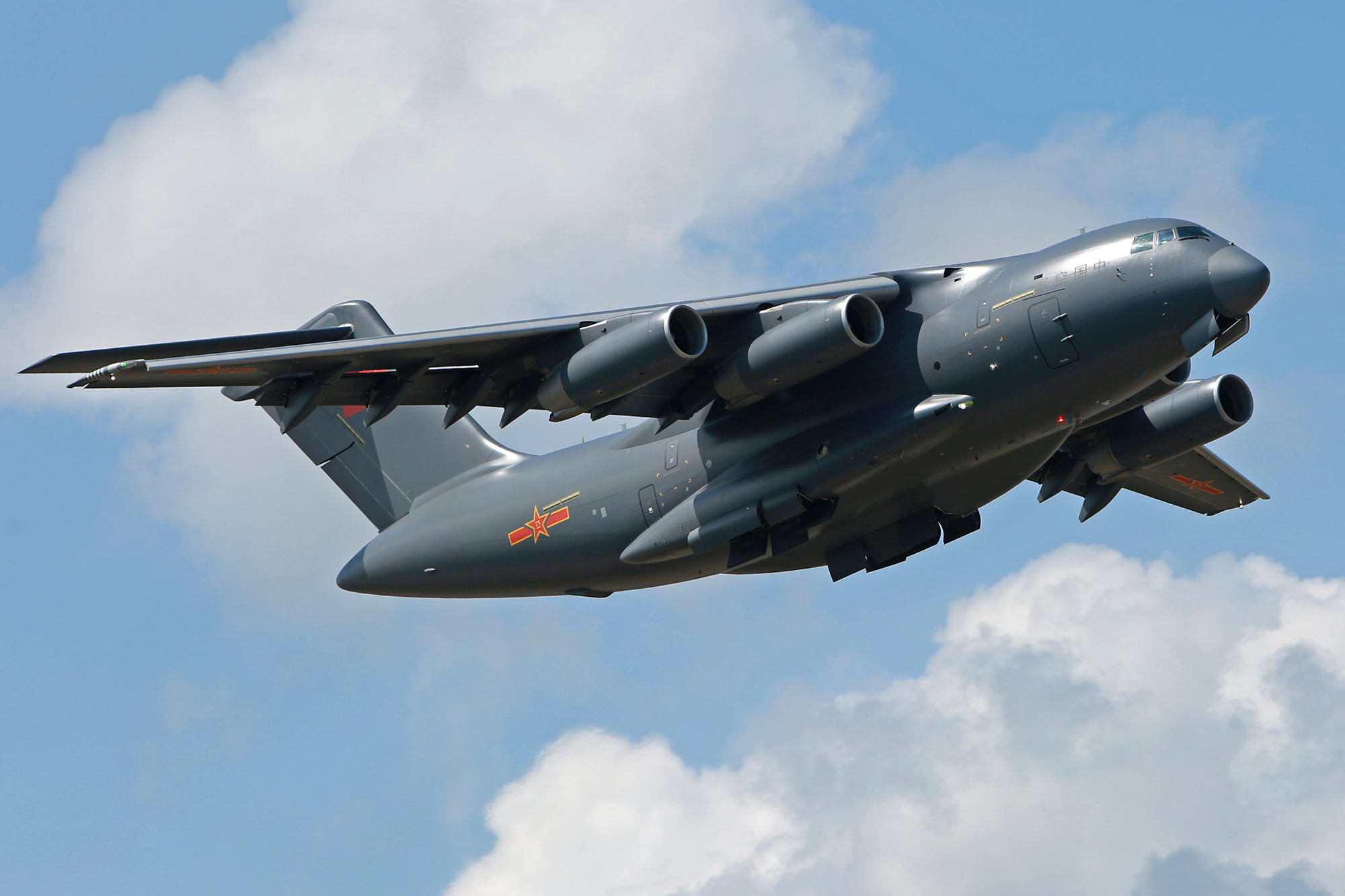 战略运输机航程,目前中国最强运输机运20