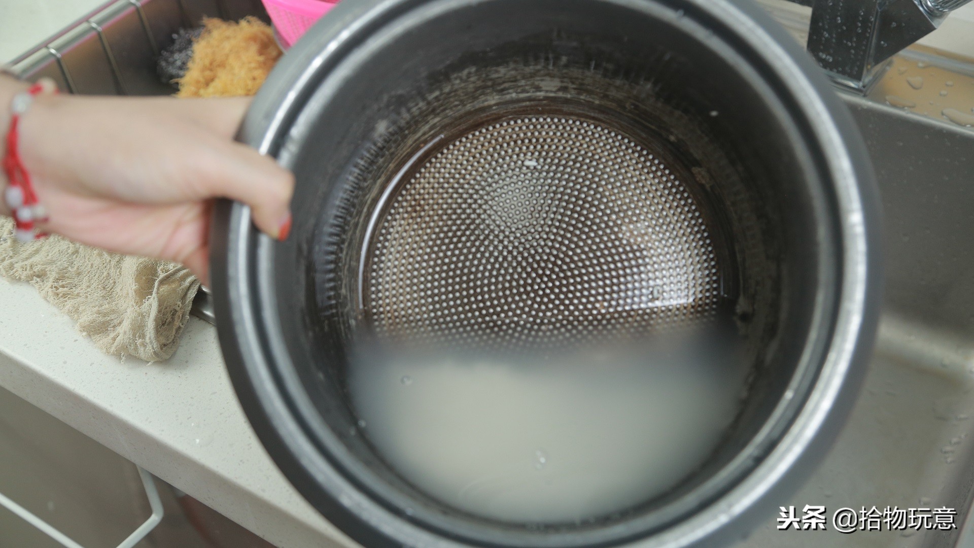 怎样处理老生锈的铁锅,铁锅如何不让它生锈小妙招