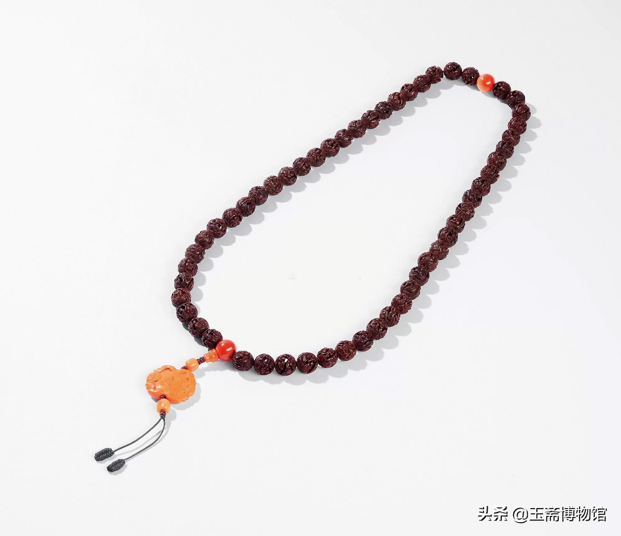 微雕正圆十二金钗核雕,核雕大师微雕作品