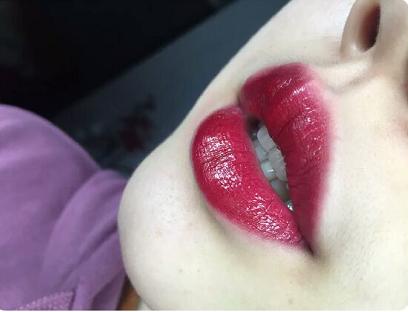 雅诗兰黛18圣诞套装,雅诗兰黛新年限定大礼包