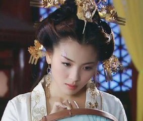 花蕊夫人十四万人齐解甲,花蕊夫人十四万人齐解甲啥意思