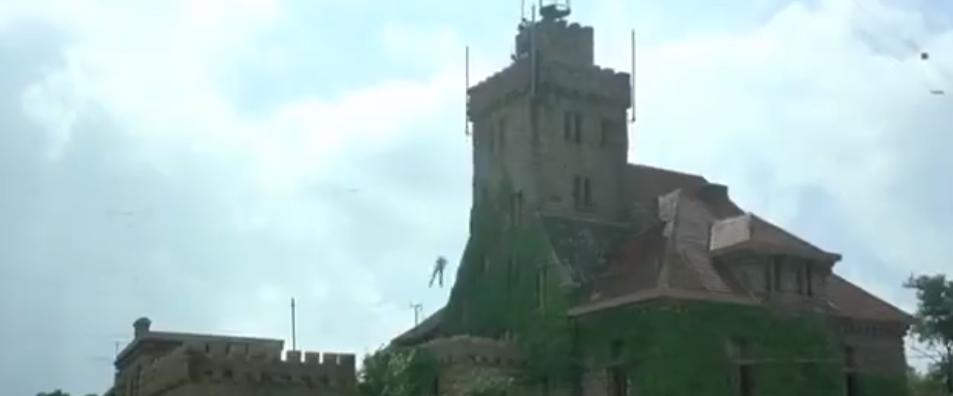 5分多钟裸戏被删减，这部国产老片仍是大尺度，结尾太出人意料