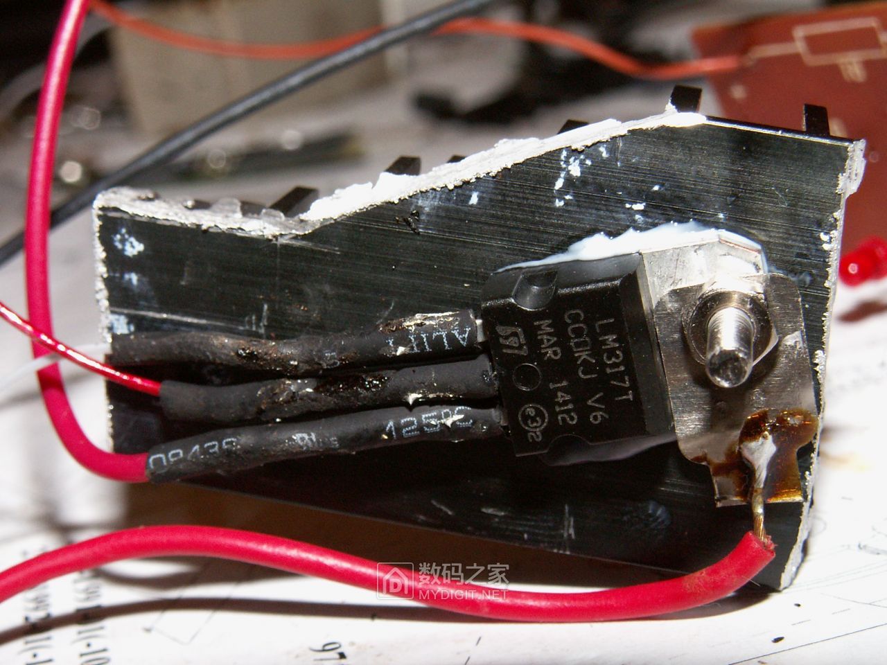 18v电钻锂电池怎样改装充电宝,怎样改装19.5伏锂电池电钻