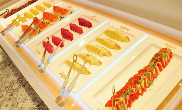 快收藏美食,广州小蛮腰附近海鲜自助餐600元的