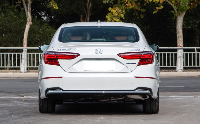 inspire跟雅阁比哪个更保值,inspire为什么卖不过雅阁