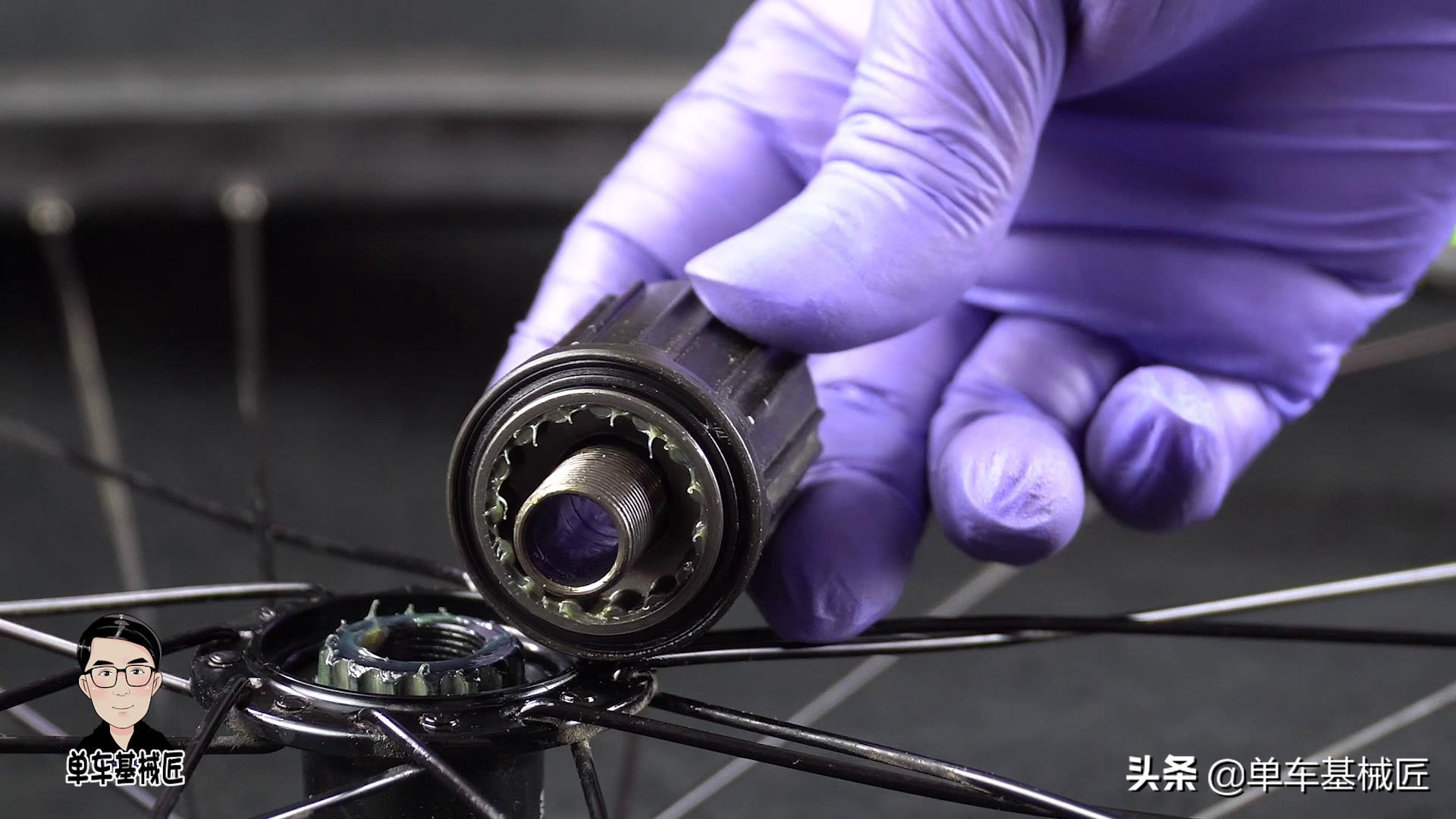单车基械匠：维修不求人，如何自行整体更换滚珠花鼓塔基