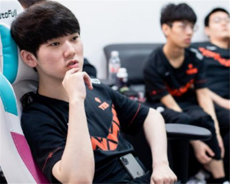 tes被翻盘分析,tes赛后采访jkl落泪