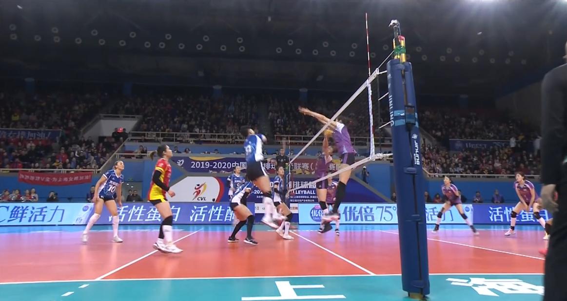 朱婷的排球天赋极高,朱婷的弹跳